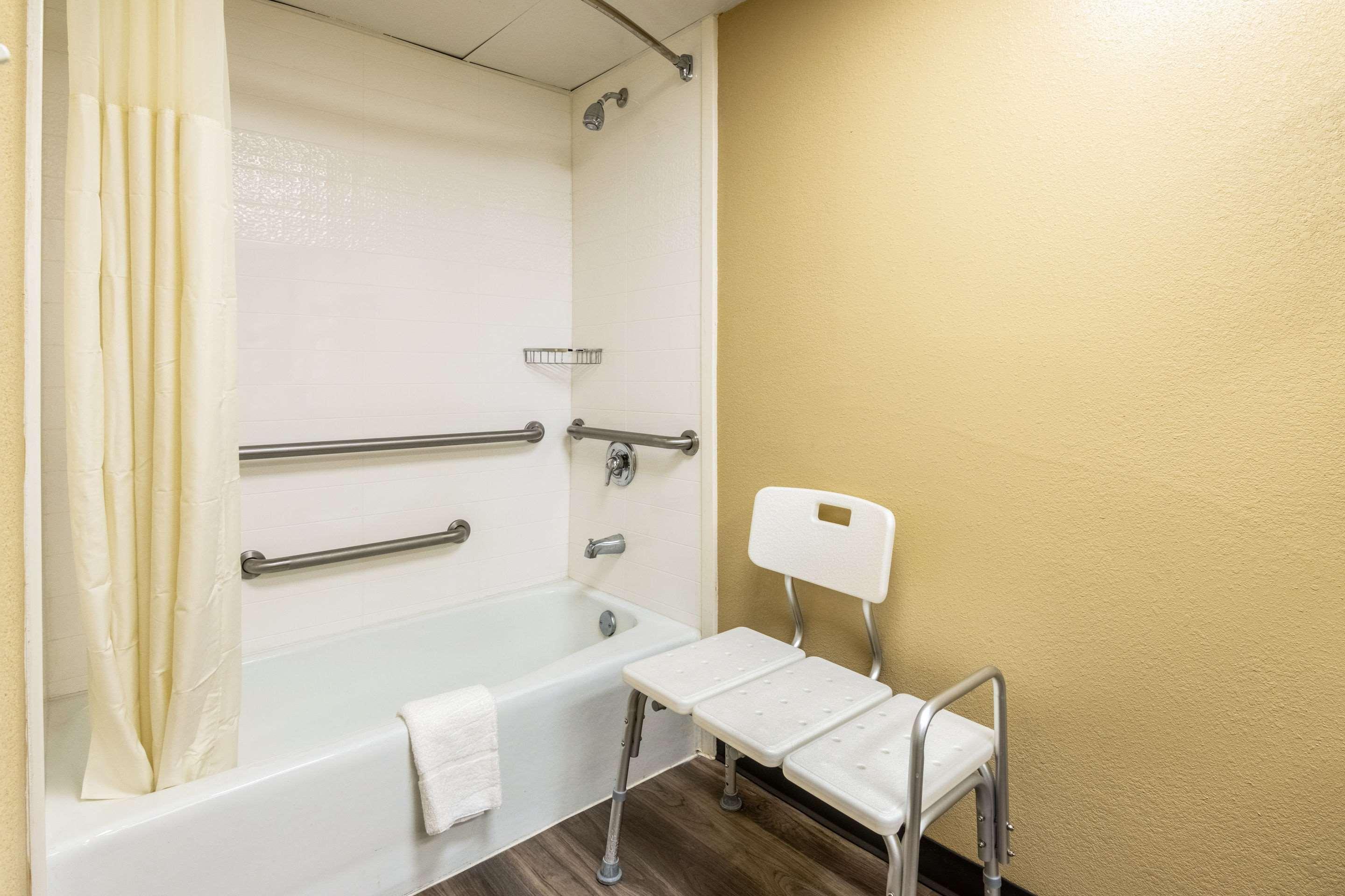 Quality Inn Perry - National Fairgrounds Area Εξωτερικό φωτογραφία