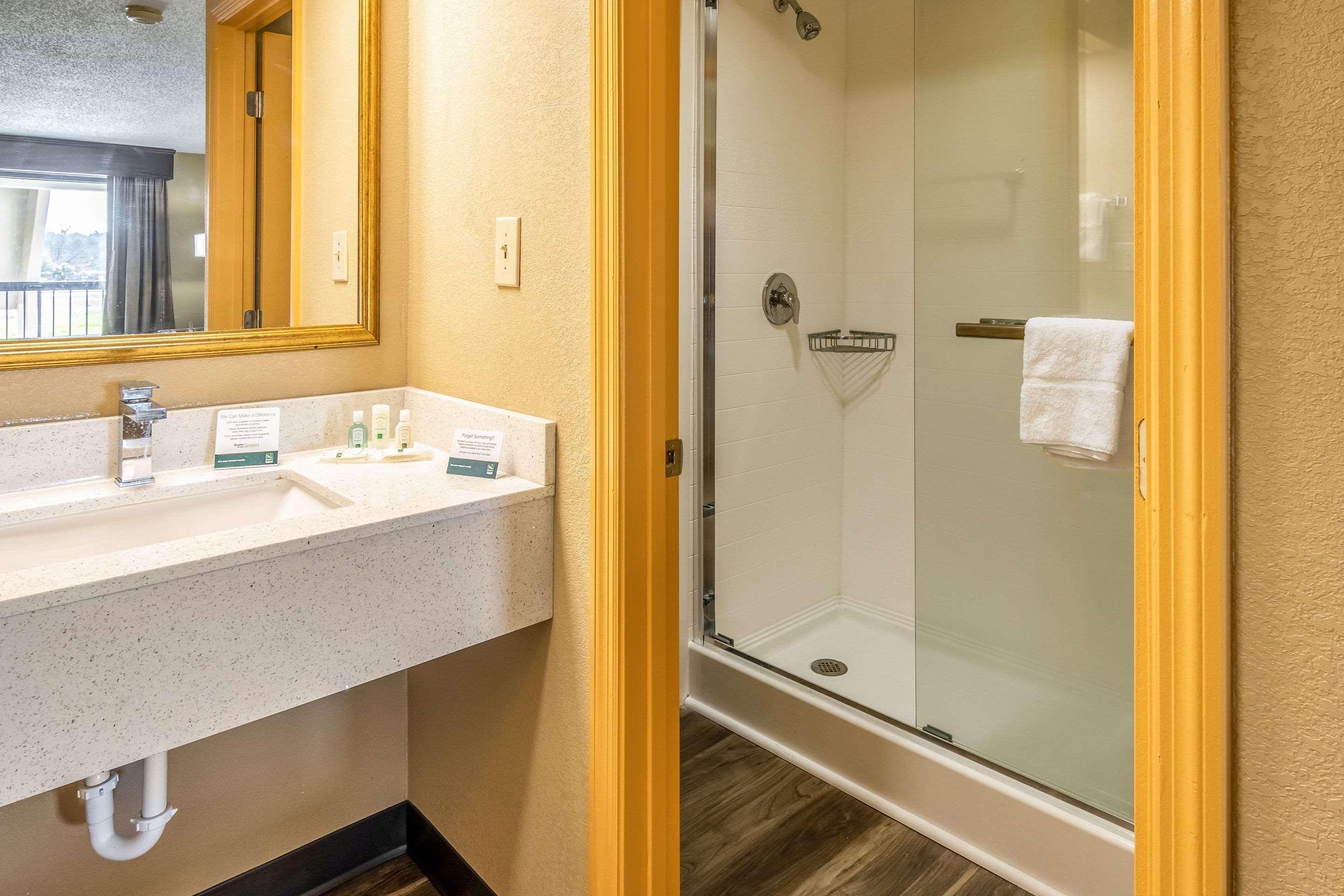 Quality Inn Perry - National Fairgrounds Area Εξωτερικό φωτογραφία